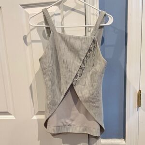 Milin Stylish Metal Accent Top